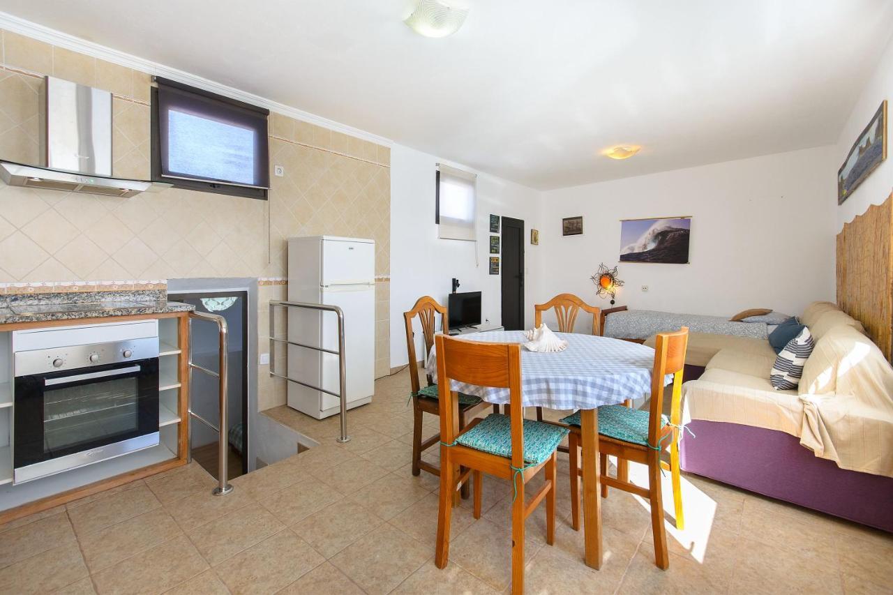 Famara Beach Apt Εξωτερικό φωτογραφία