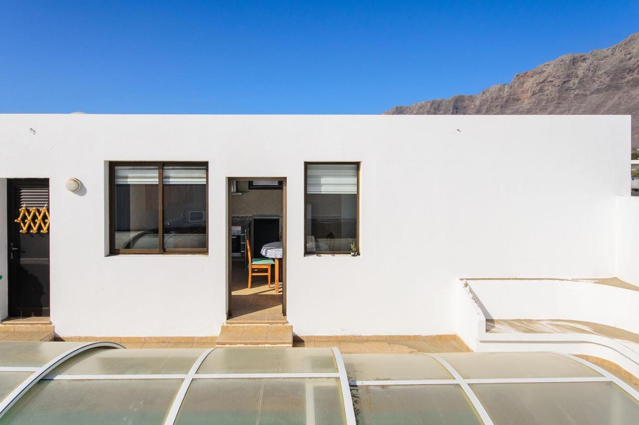 Famara Beach Apt Εξωτερικό φωτογραφία